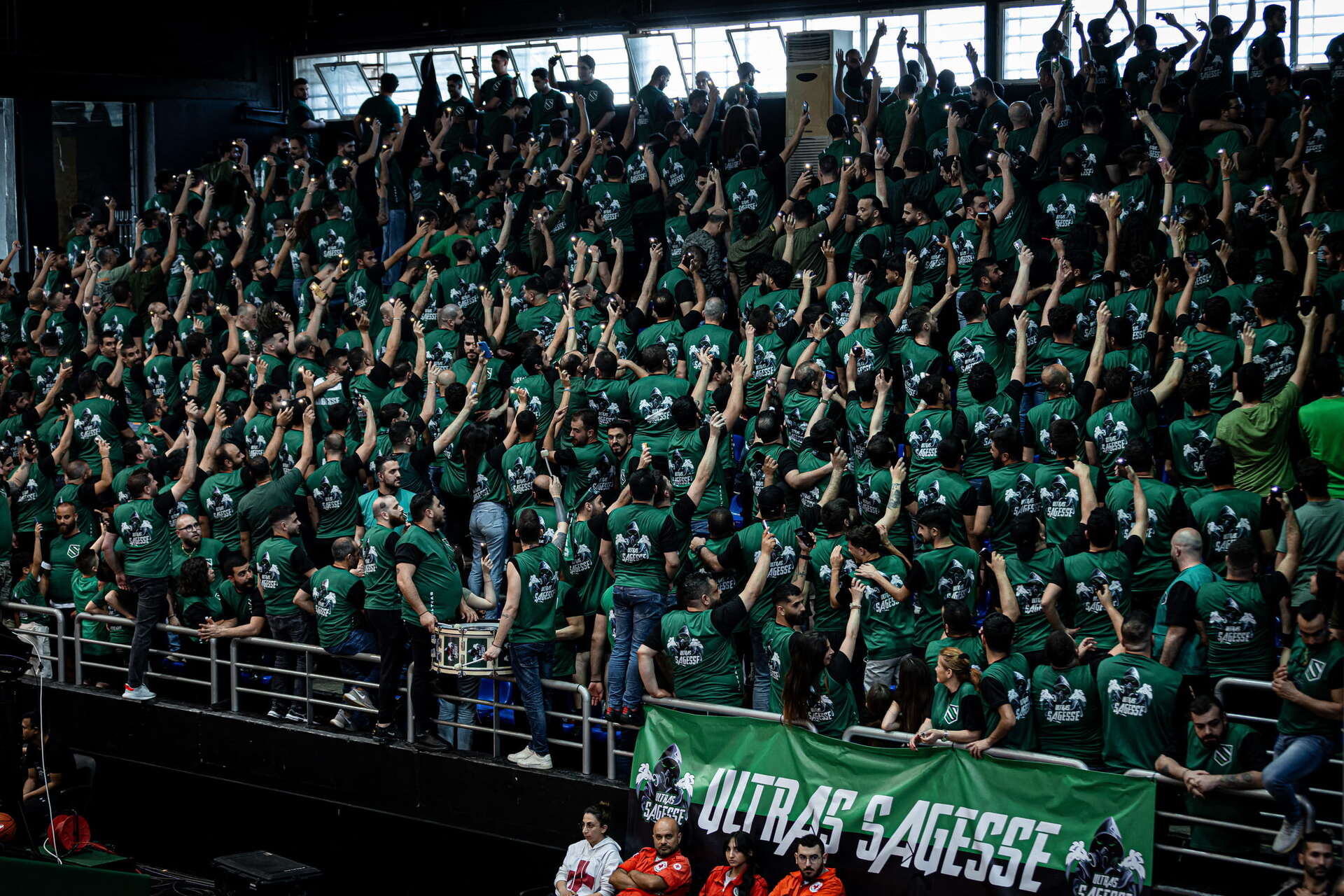 ultras sagesse background